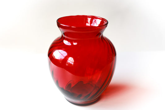 Vintage Cherry Red Glass Swirl Vase Closer View