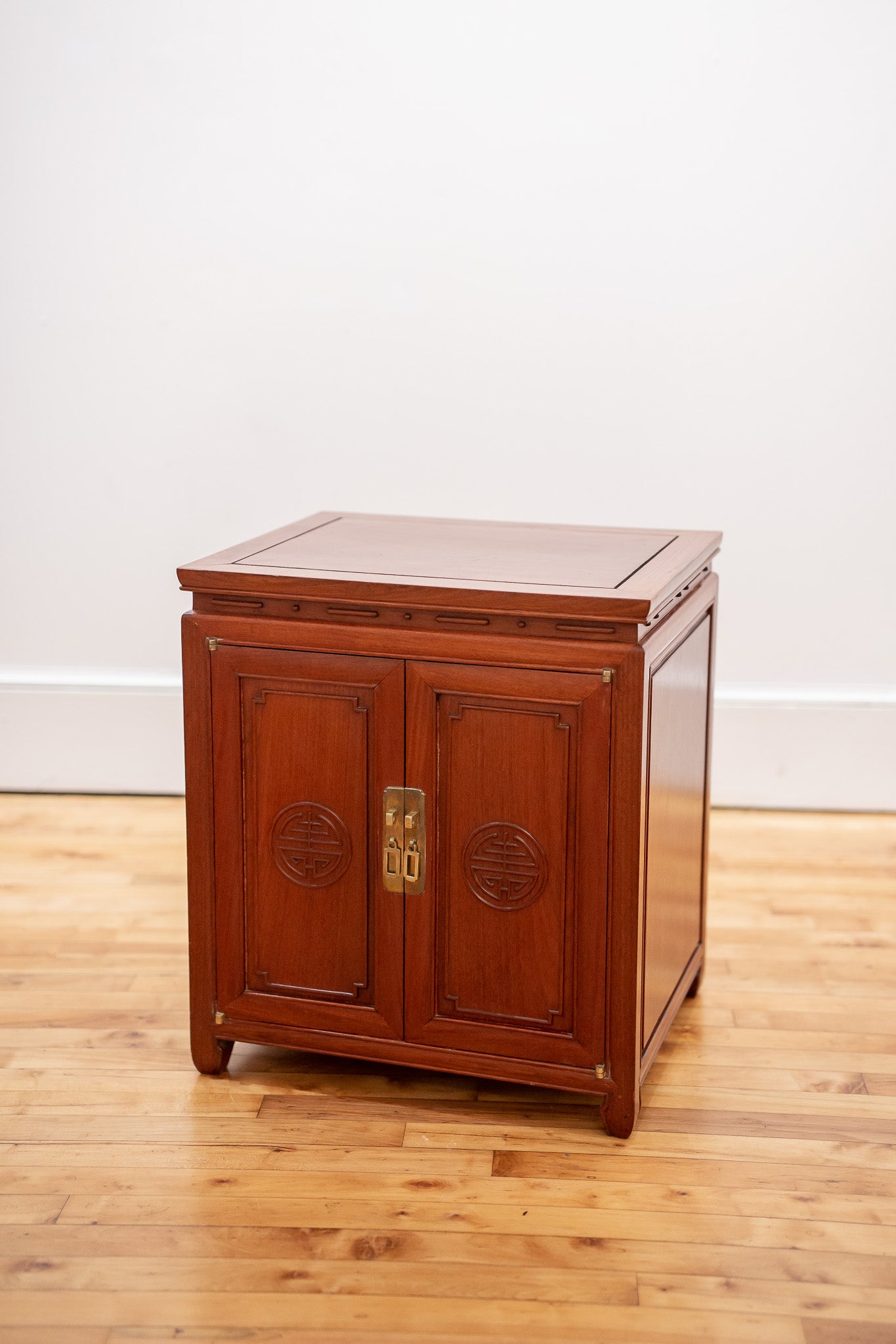 Chinoiserie Rosewood Cabinet Side Table